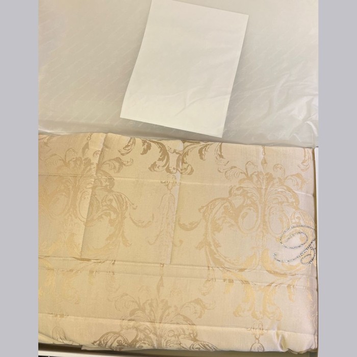 Покрывало Blumarine "Regale", 270x270 см, сливочный