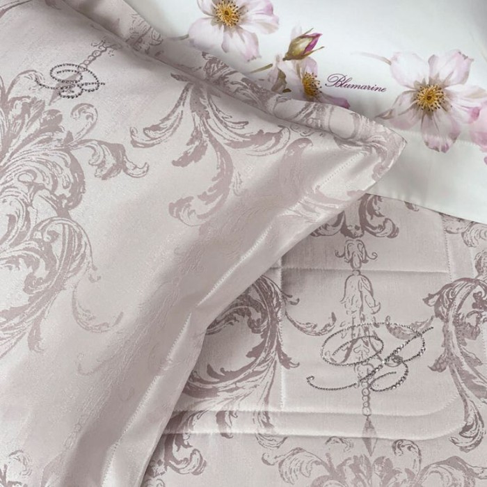Покрывало Blumarine "Regale", 270x270 см, пудра