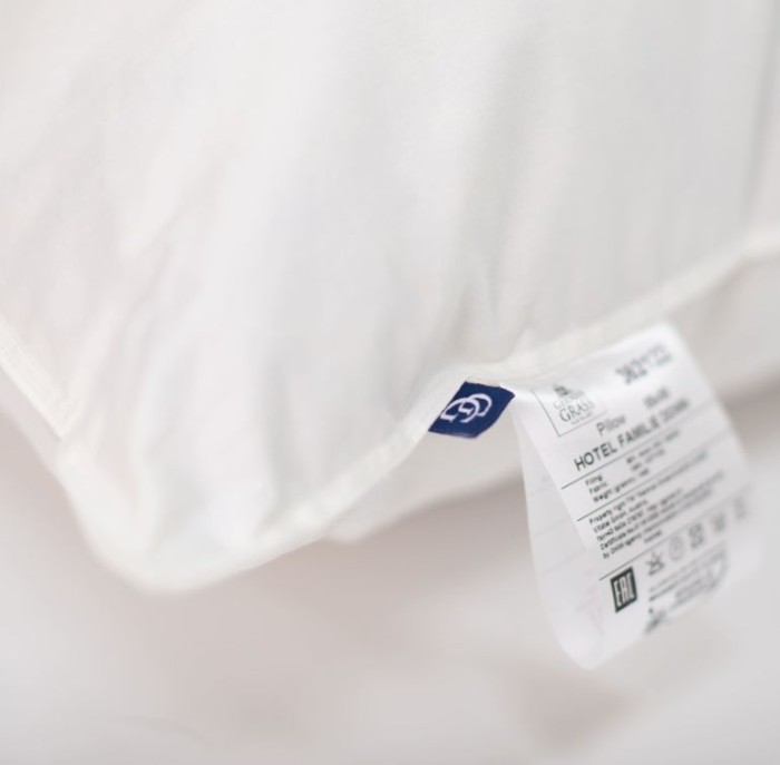 Подушка German Grass "3 Stars Down", 70x70 см, упругая