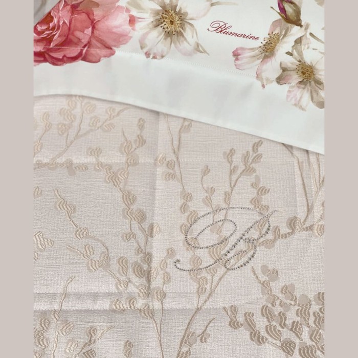 Покрывало Blumarine "Gea", 270x270 см, бежевый