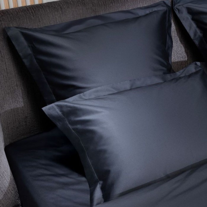 Постельное белье German Grass "Dark Onyx Allure", семейное, черный